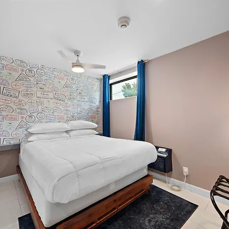 Wanderstay Boutique Hotel Houston Exterior photo